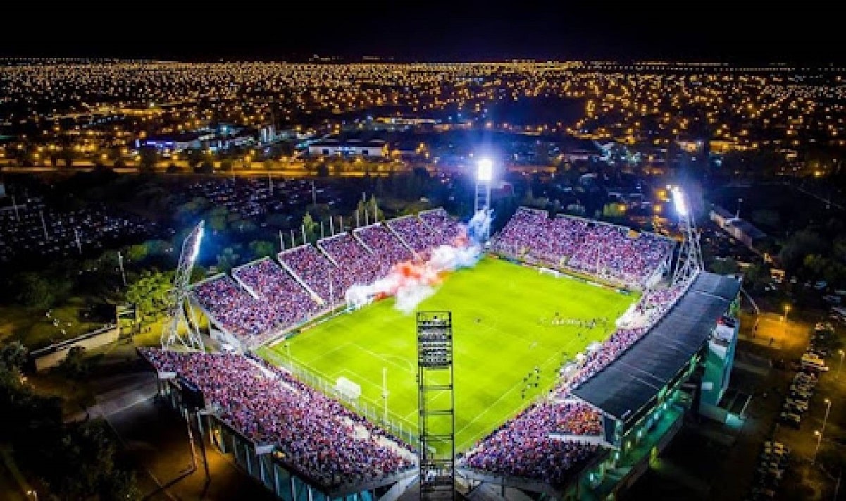 Estadio Martearena