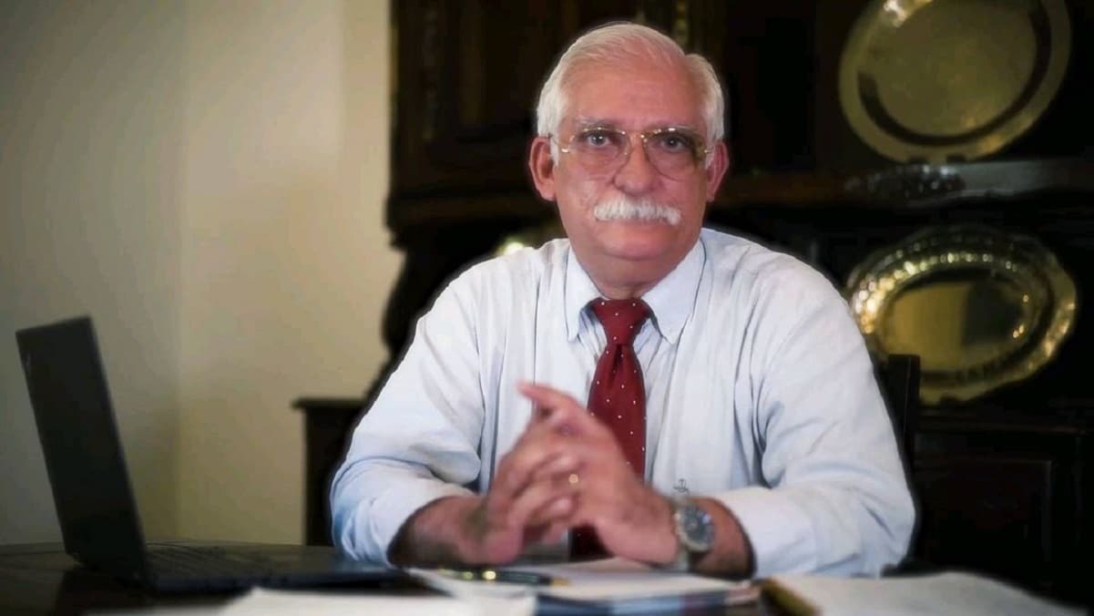 Carlos Zapata