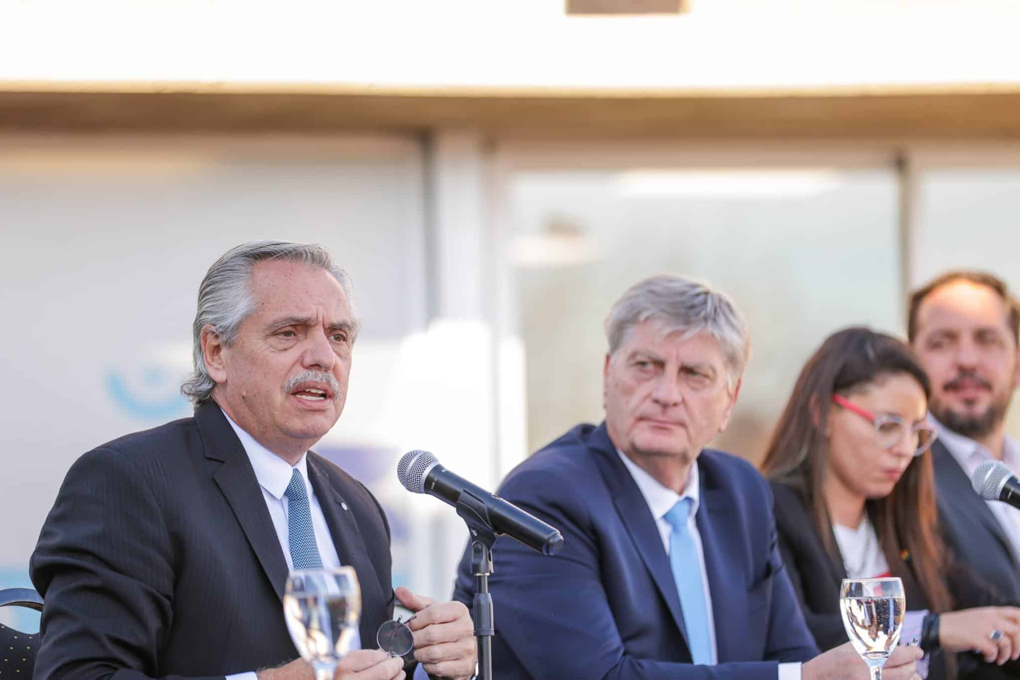 Alberto Fernández