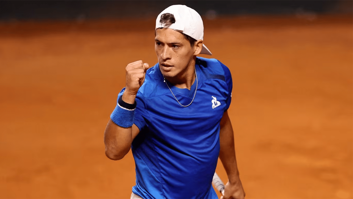 Sebastián Báez