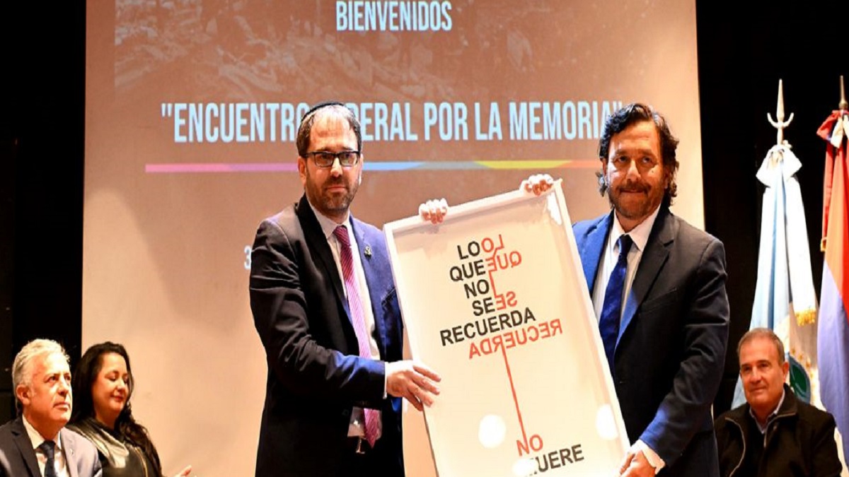 Sáenz en la AMIA