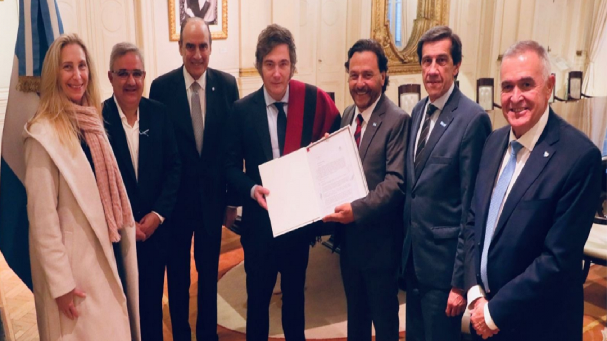 Gustavo Sáenz, Milei y Pacto de Güemes