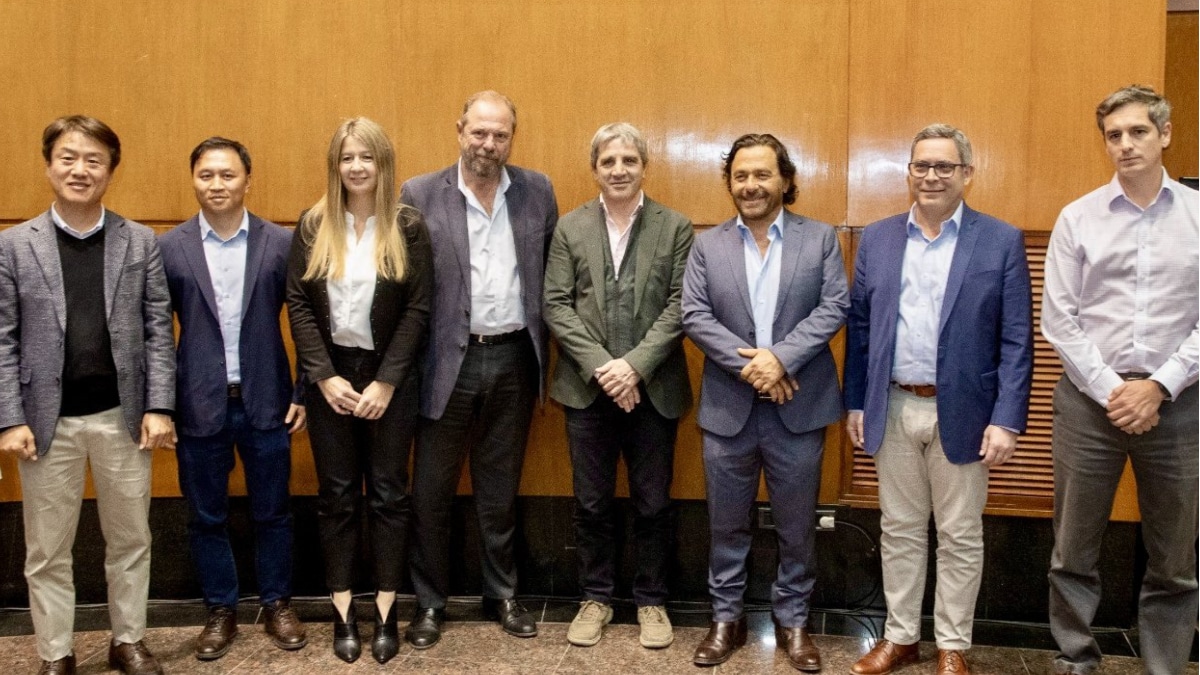 Sáenz con productores mineros