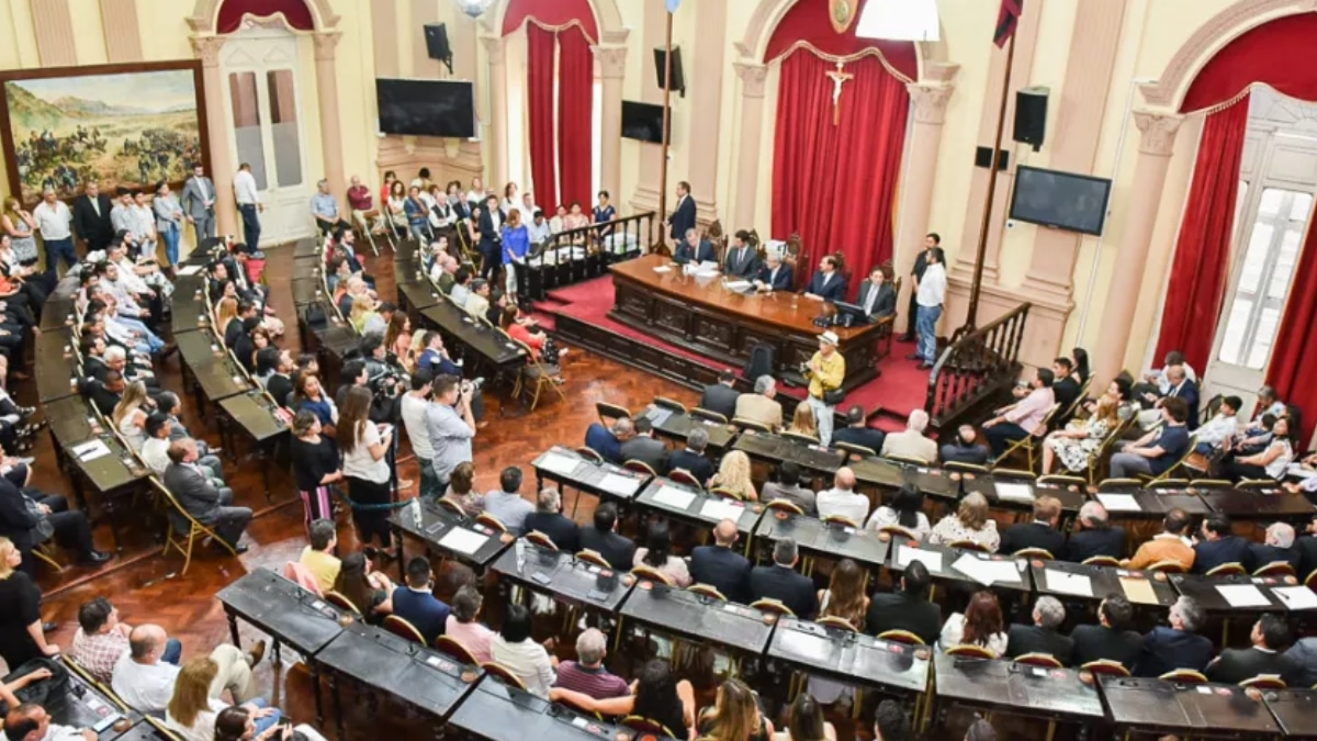 Senado - Aguas Blancas (1)