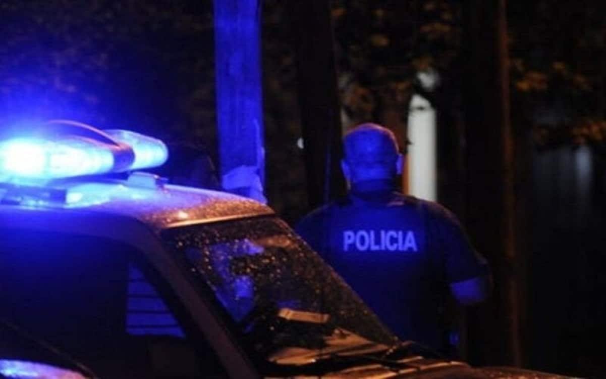 Policía