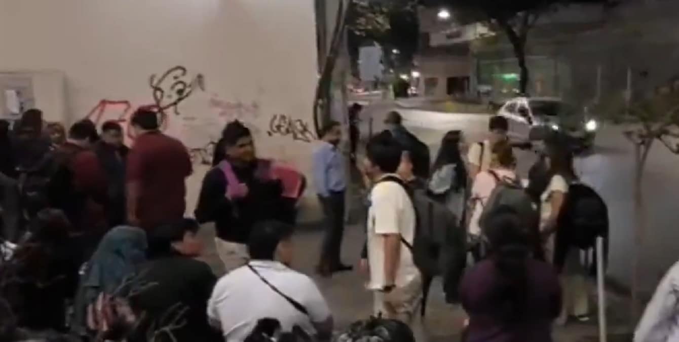 Militantes libertarios