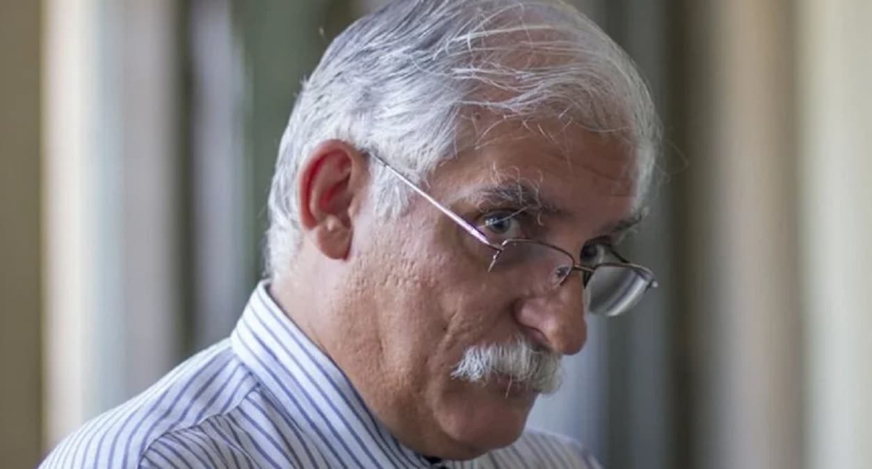 Carlos Zapata